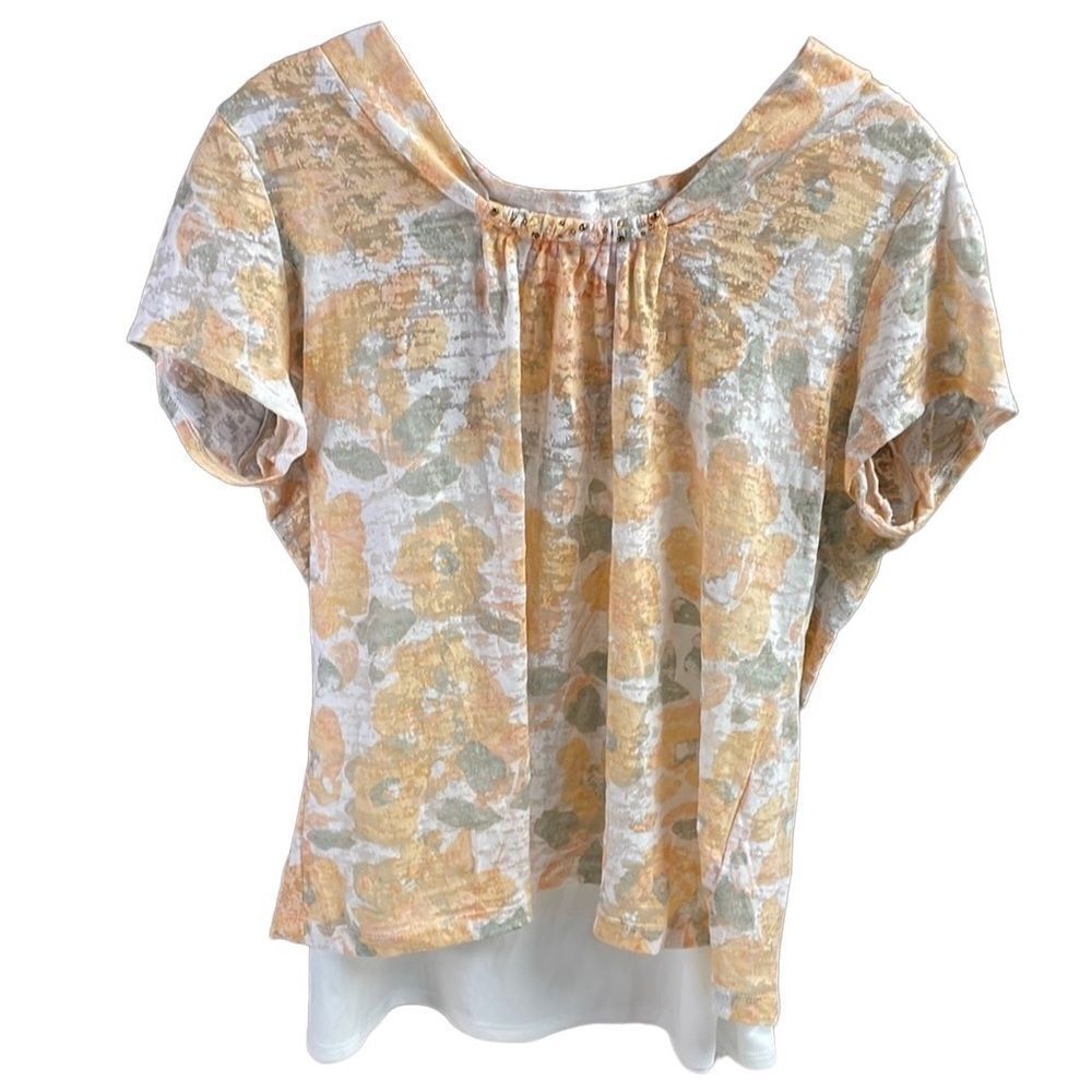 Hearts of Palm Petite Large Floral Lightweight Soft Top Peach and Gray